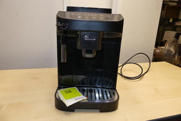 De Longhi - Kaffeeautomat Modell: Magnifica